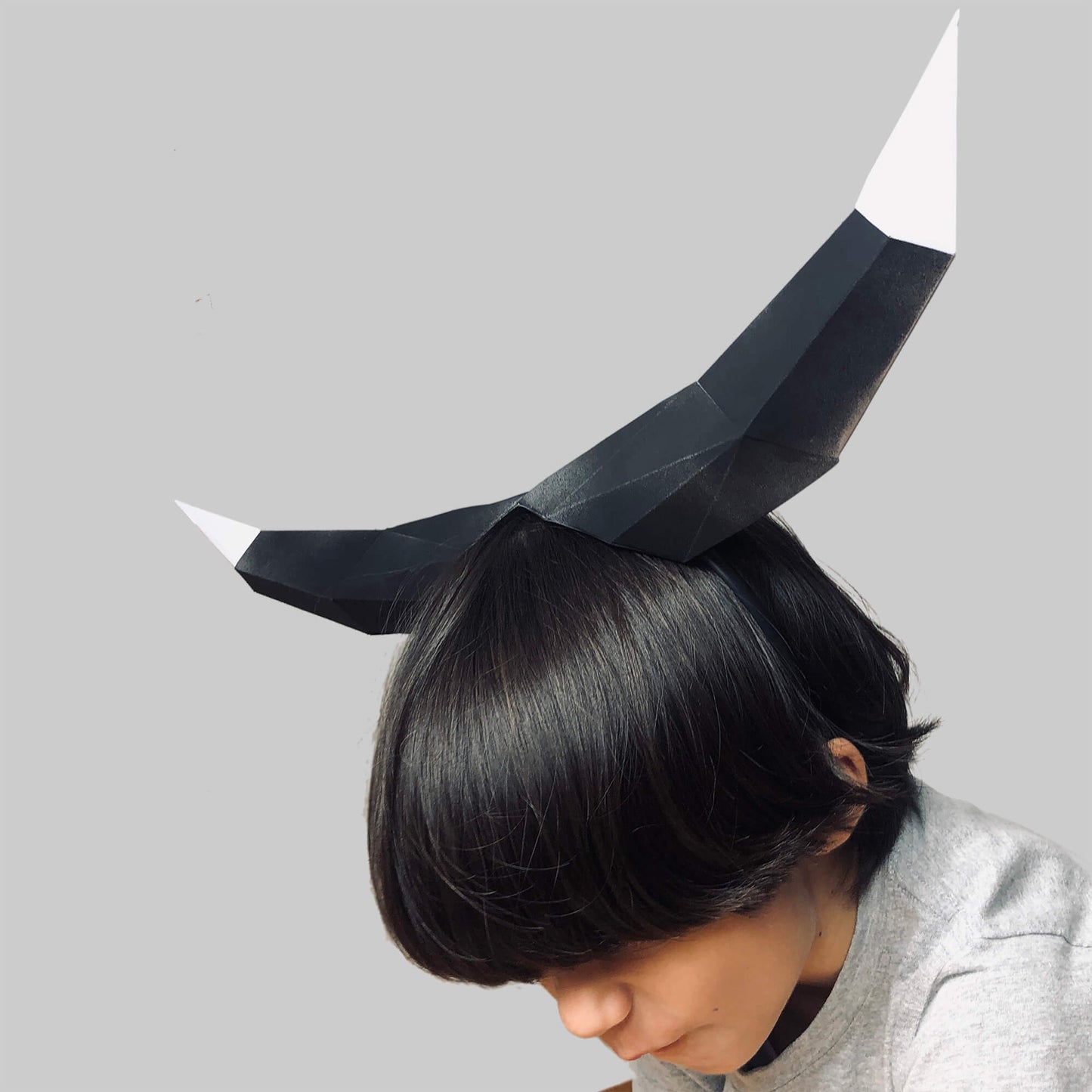 BULL HORNS HEADBAND - Lucas Papel Tijera