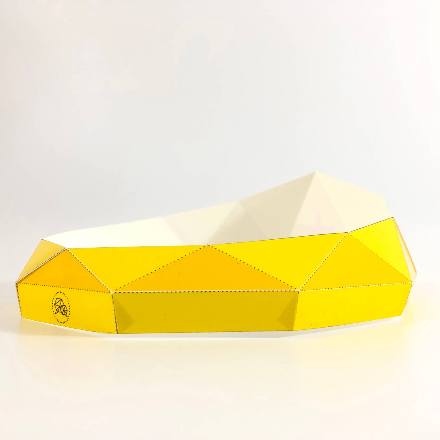 Wonder woman paper tiara - Back view